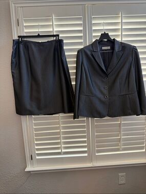 Tahari Dark Gray Pinstripe Skirt Suit